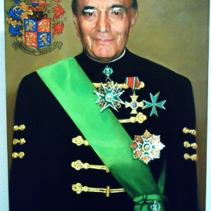 Portrait with bust